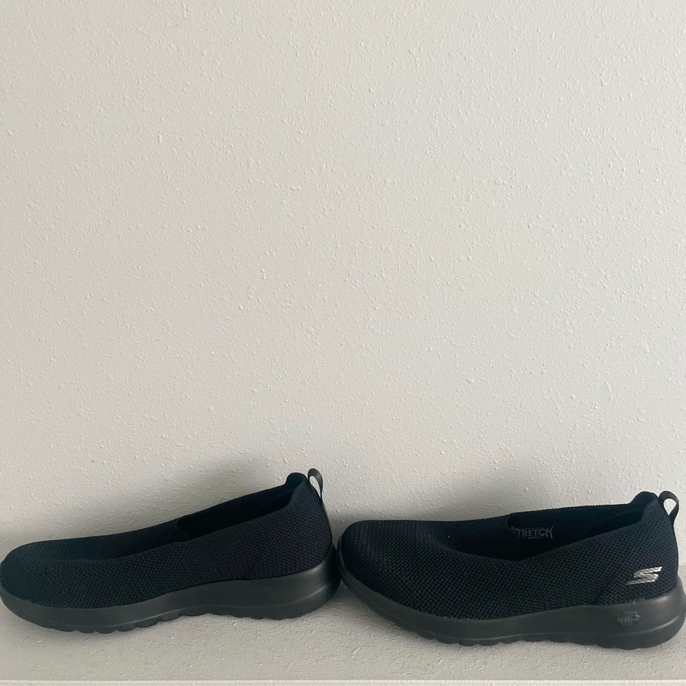 Skechers Women's Black Mesh Slip-On Sneakers